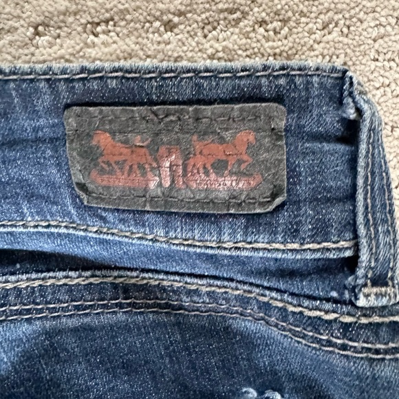 529 Women’s Levi’s Skinny Jeans Size 10 - Picture 6 of 7